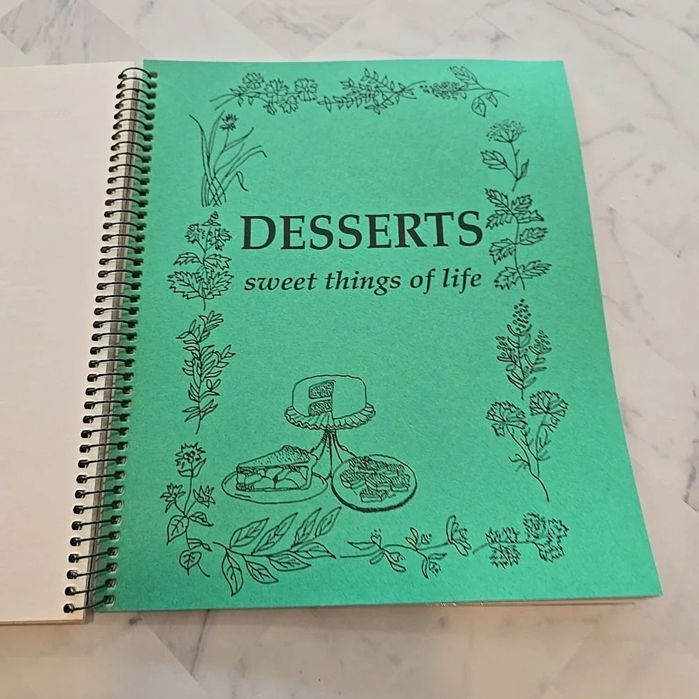 What's Cooking In Bonnie's Kitchen Cookbook‎ Bonnie Dehn 1995 1st Printing